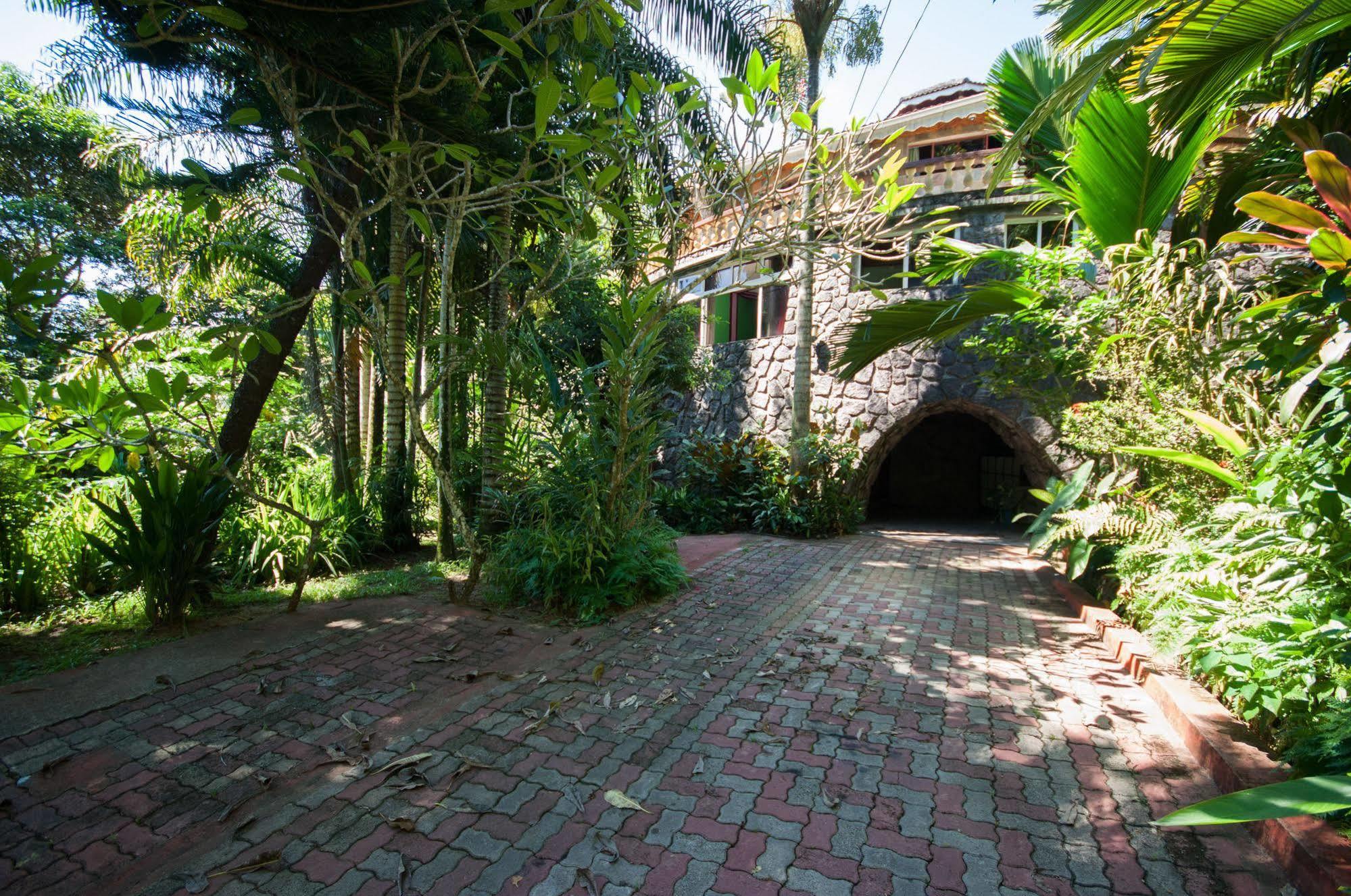 Le Triskell - Guest House Anse aux Pins Buitenkant foto
